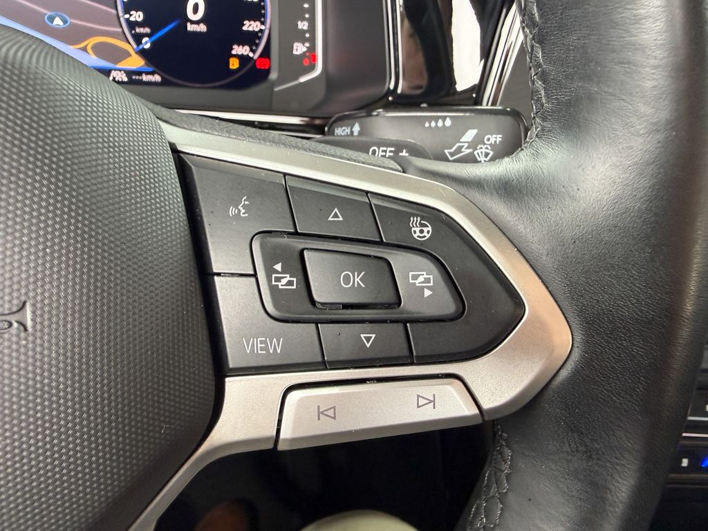 Volkswagen T-Roc 2024