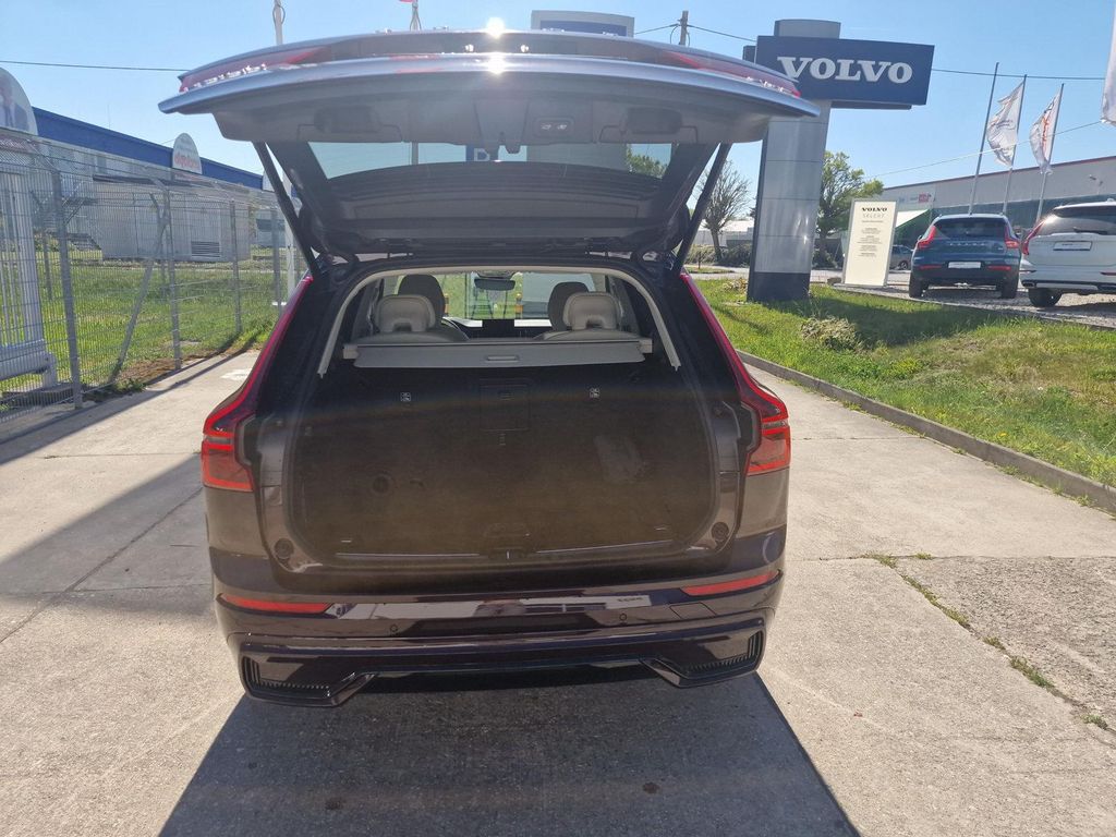 Volvo XC60 2025