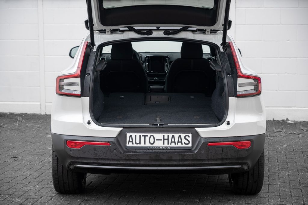 Volvo C40 2022
