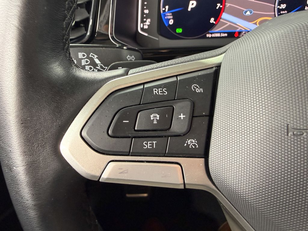 Volkswagen T-Roc 2024