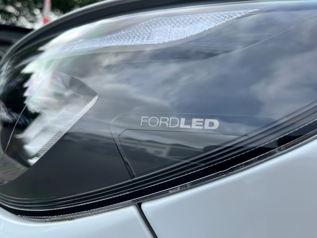 Ford Tourneo Custom 2025