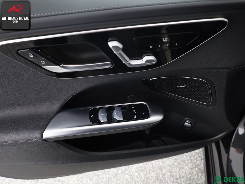 Mercedes-Benz C 300 2023