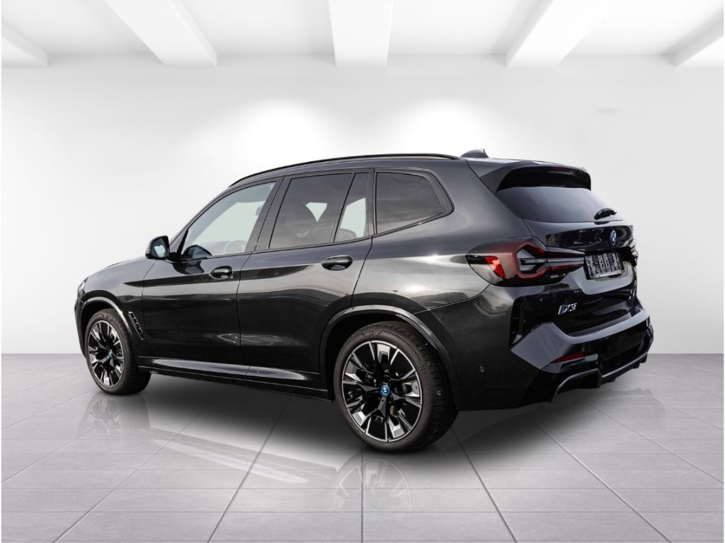BMW iX3 2023
