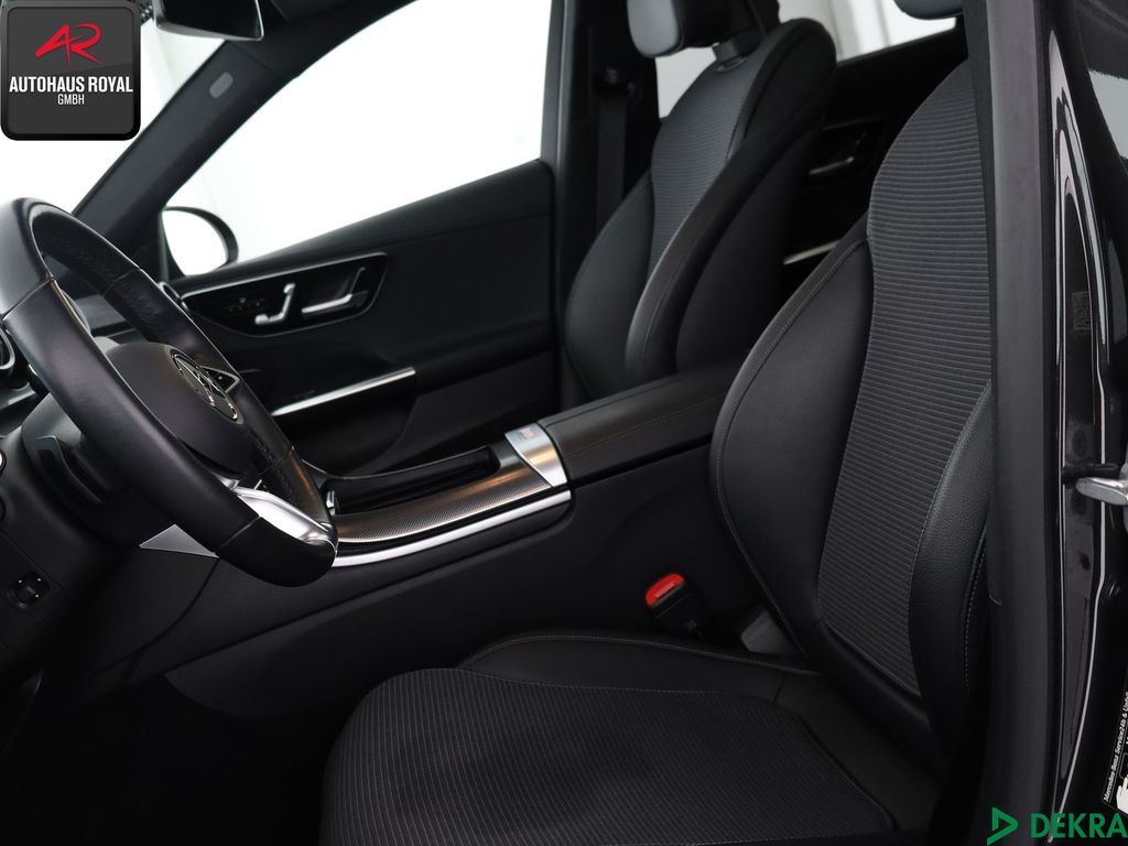 Mercedes-Benz C 300 2023