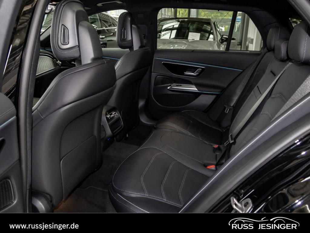 Mercedes-Benz E 300 2025