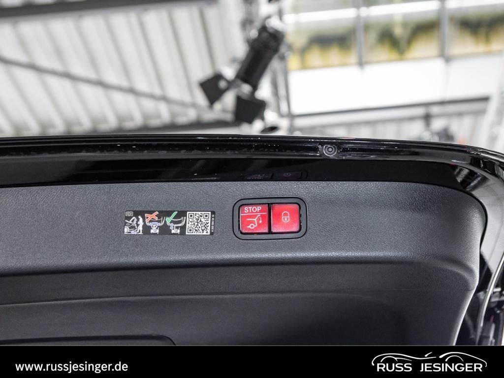 Mercedes-Benz E 300 2025