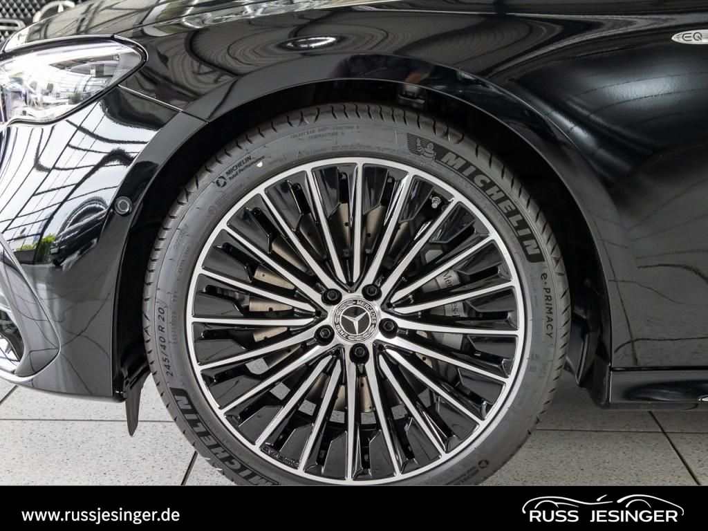 Mercedes-Benz E 300 2025