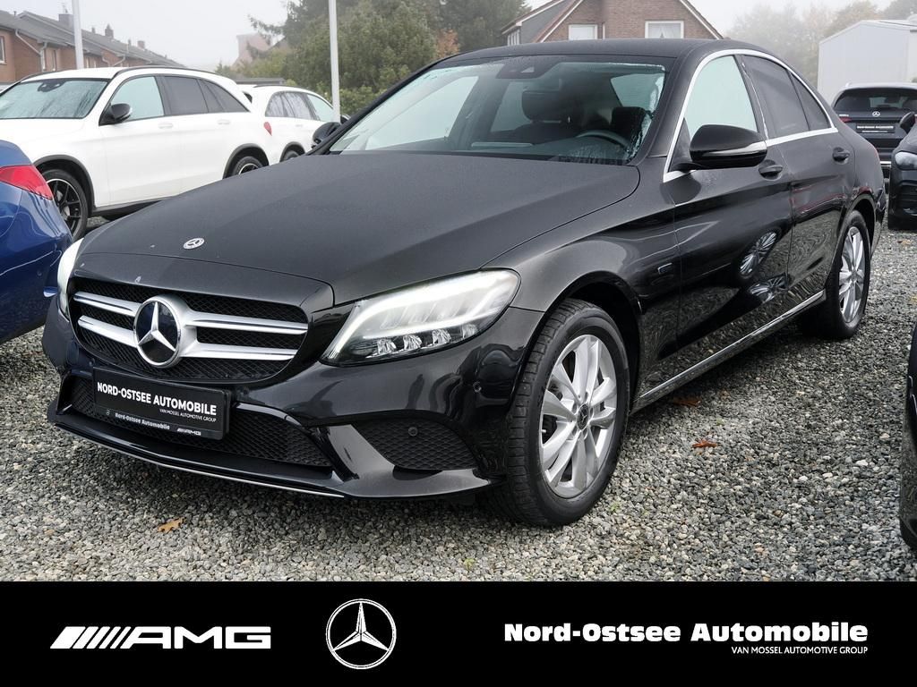 Mercedes-Benz C 300 2021