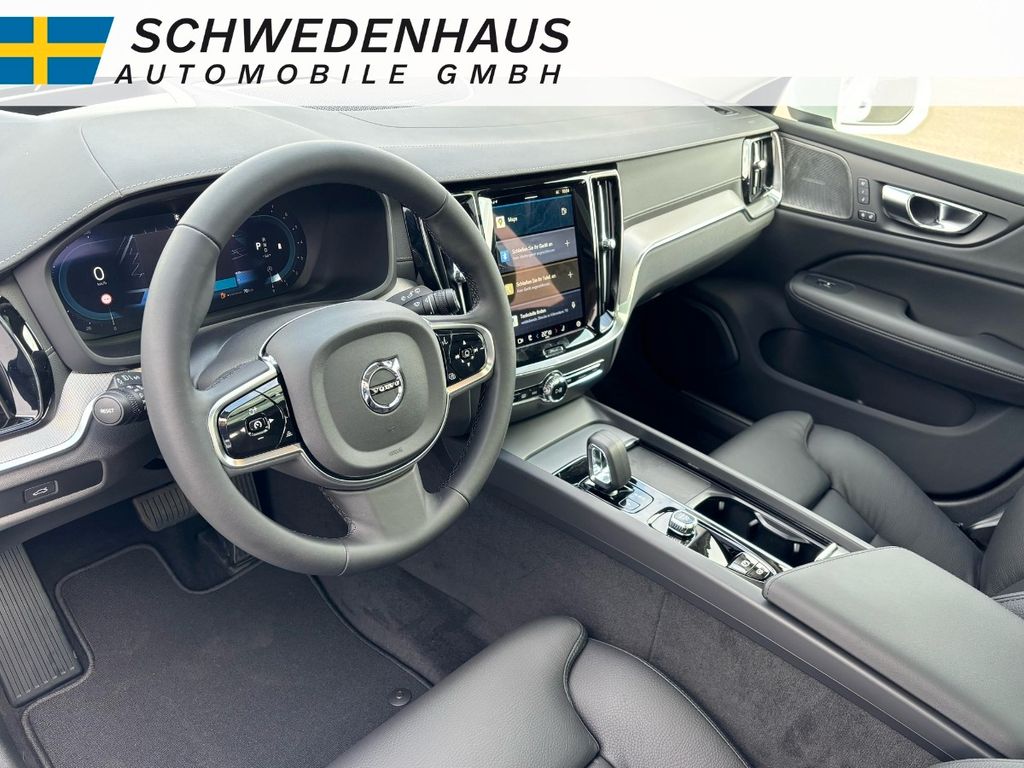 Volvo V60 2025