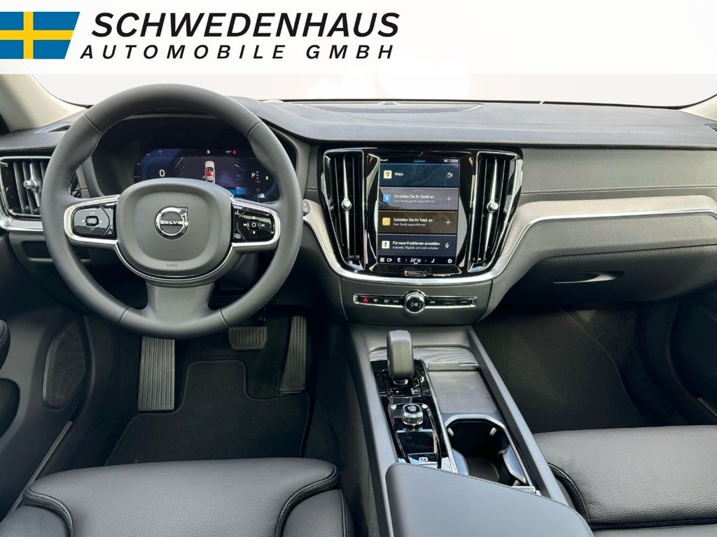 Volvo V60 2025
