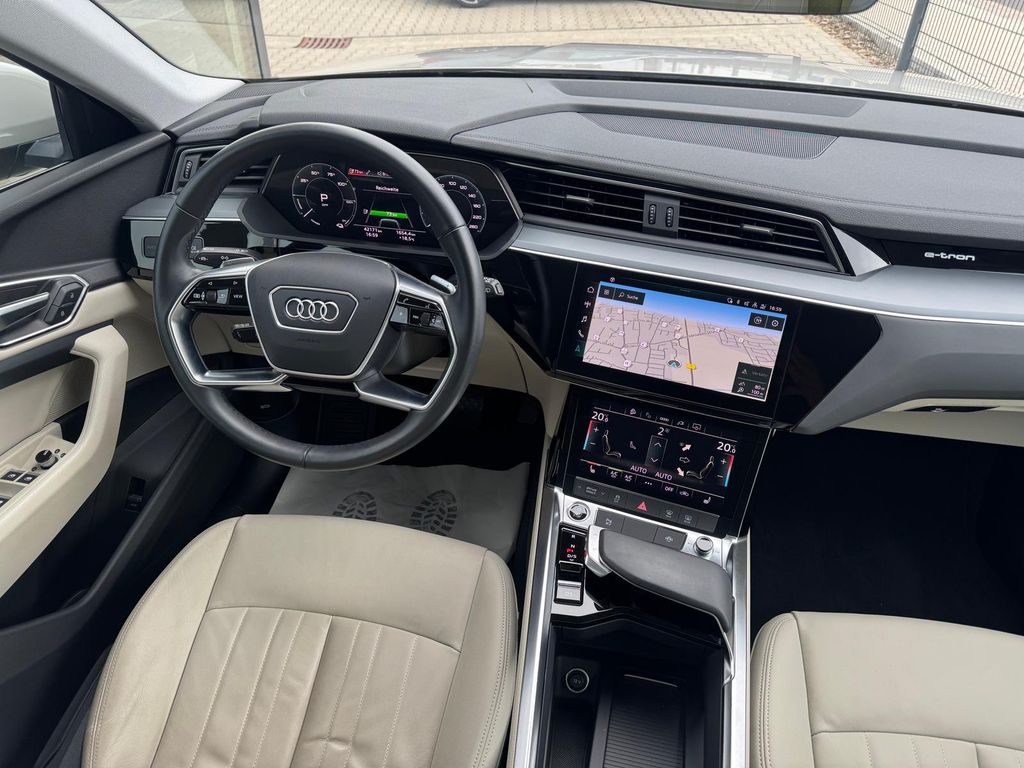 Audi e-tron 2021