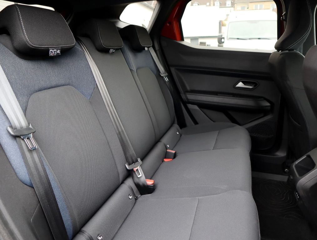 Dacia Duster 2025