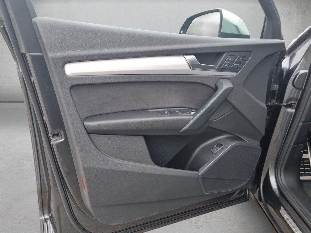 Audi SQ5 2022