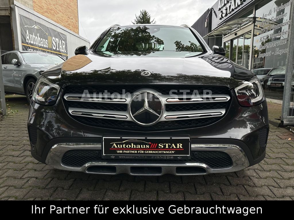Mercedes-Benz GLC 300 2021