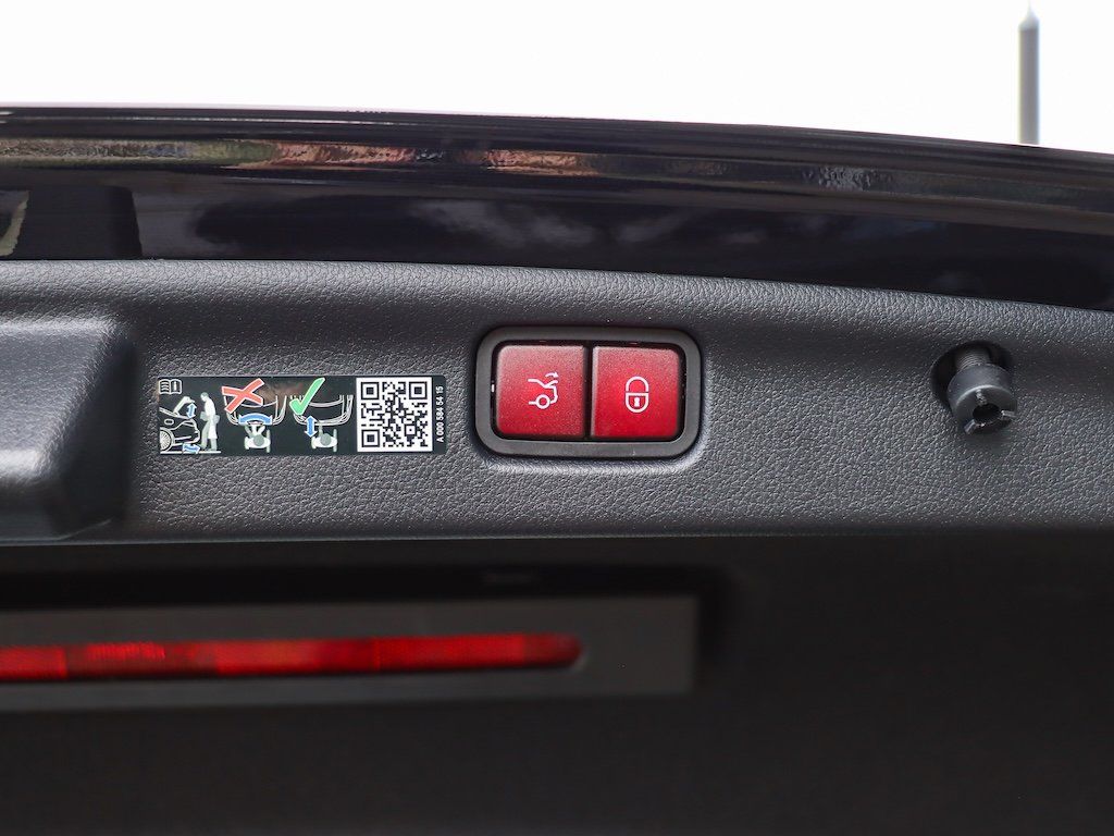 Mercedes-Benz C 200 2024