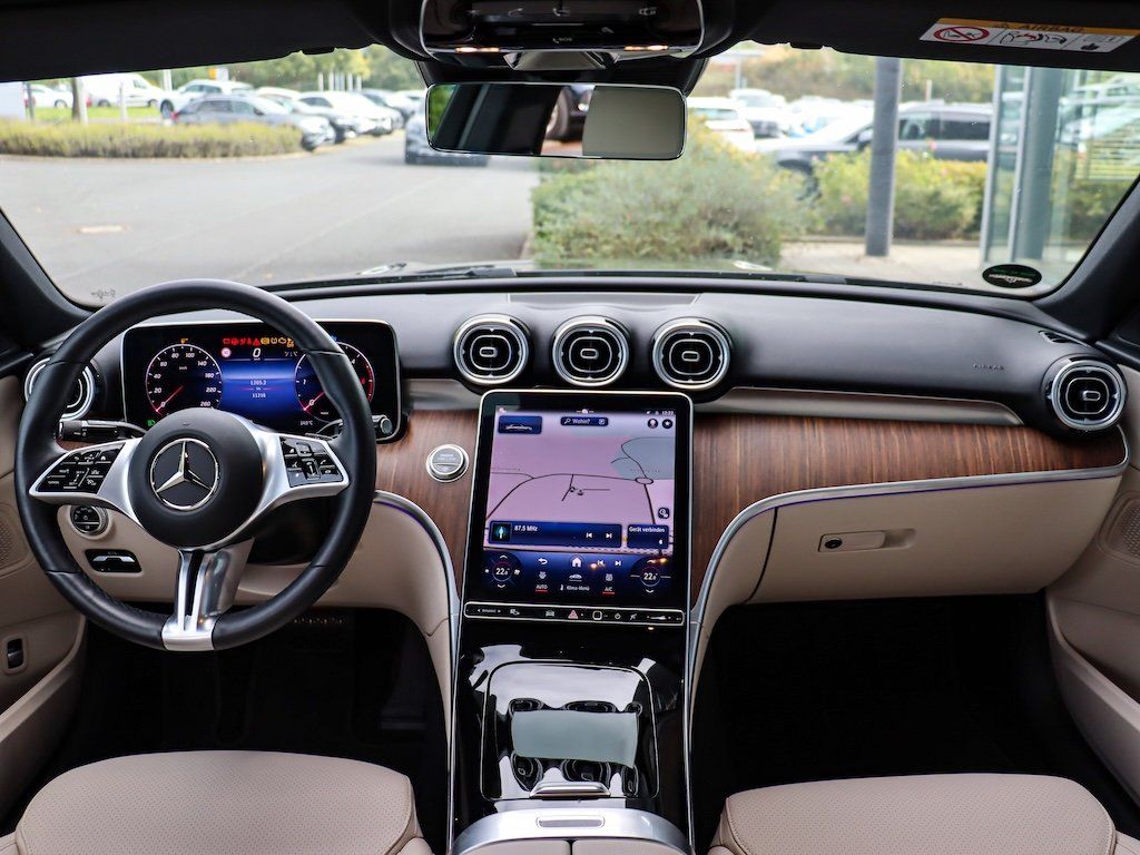 Mercedes-Benz C 200 2024