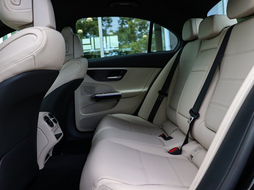 Mercedes-Benz C 200 2024