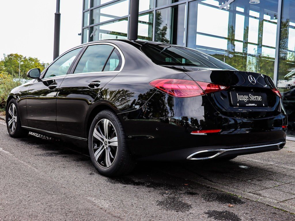 Mercedes-Benz C 200 2024
