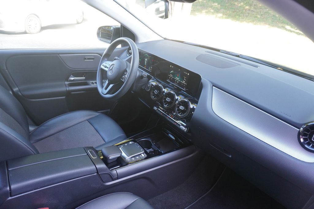 Mercedes-Benz B 250 2021