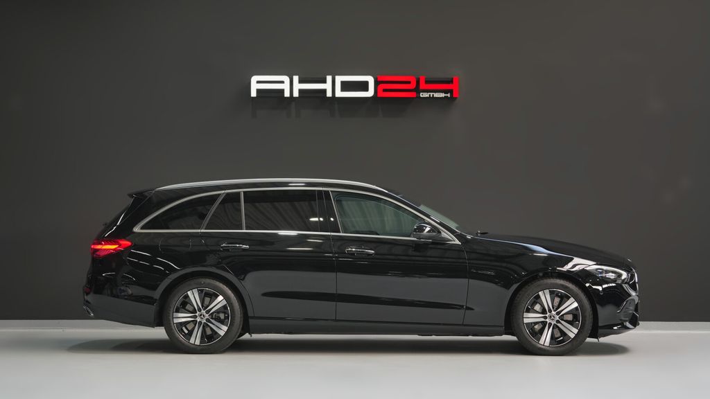 Mercedes-Benz C 300 2025