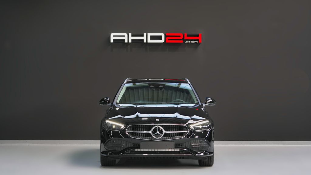 Mercedes-Benz C 300 2025