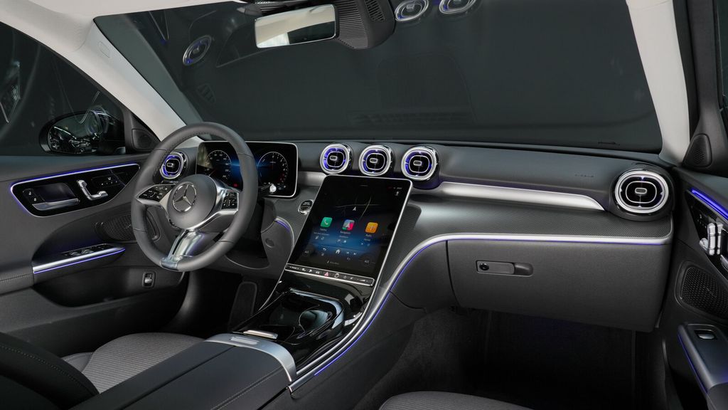 Mercedes-Benz C 300 2025