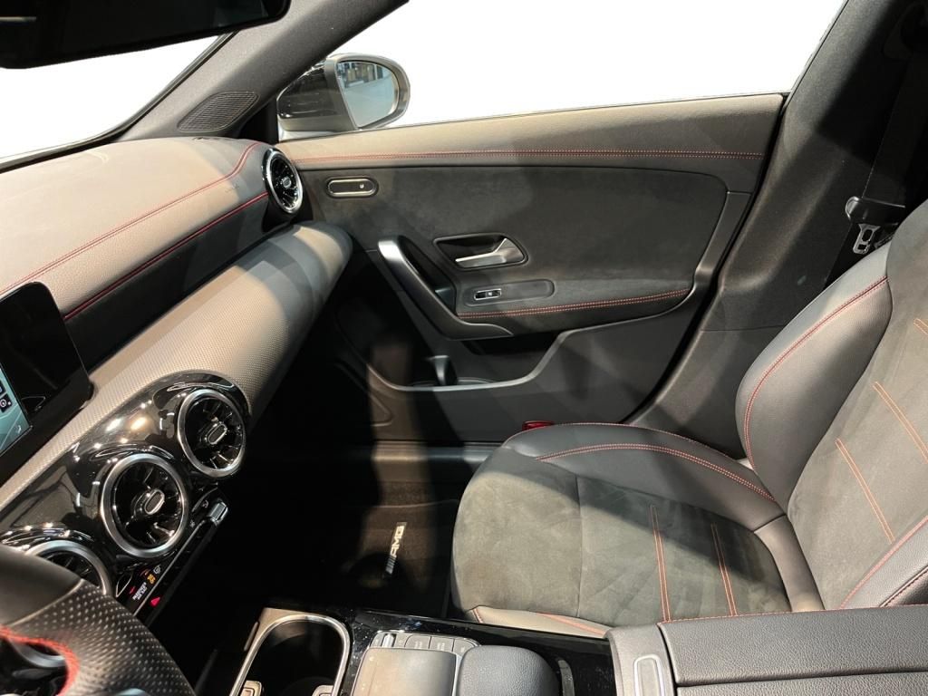 Mercedes-Benz CLA 250 2021
