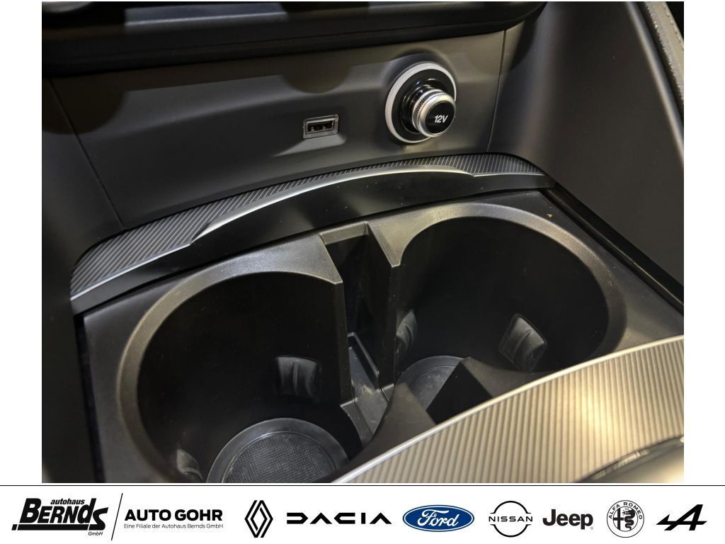 Alfa Romeo Stelvio 2023