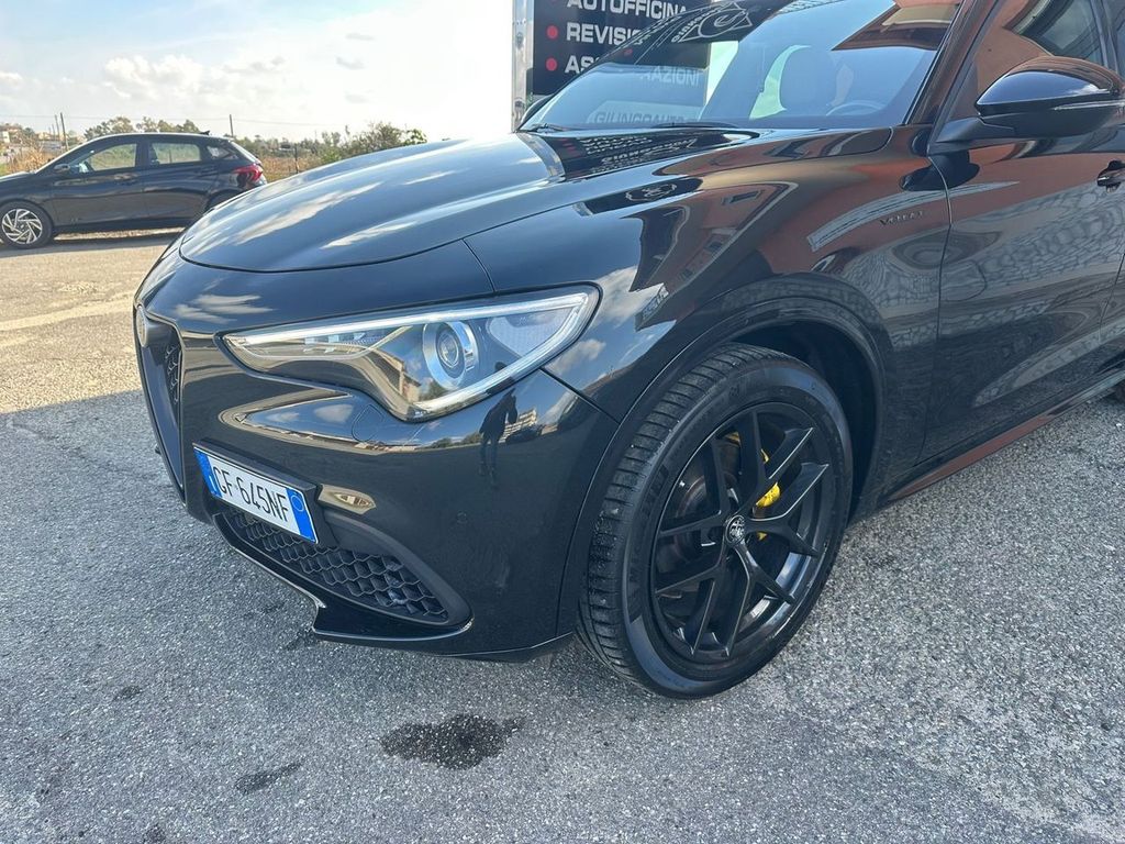 Alfa Romeo Stelvio 2021