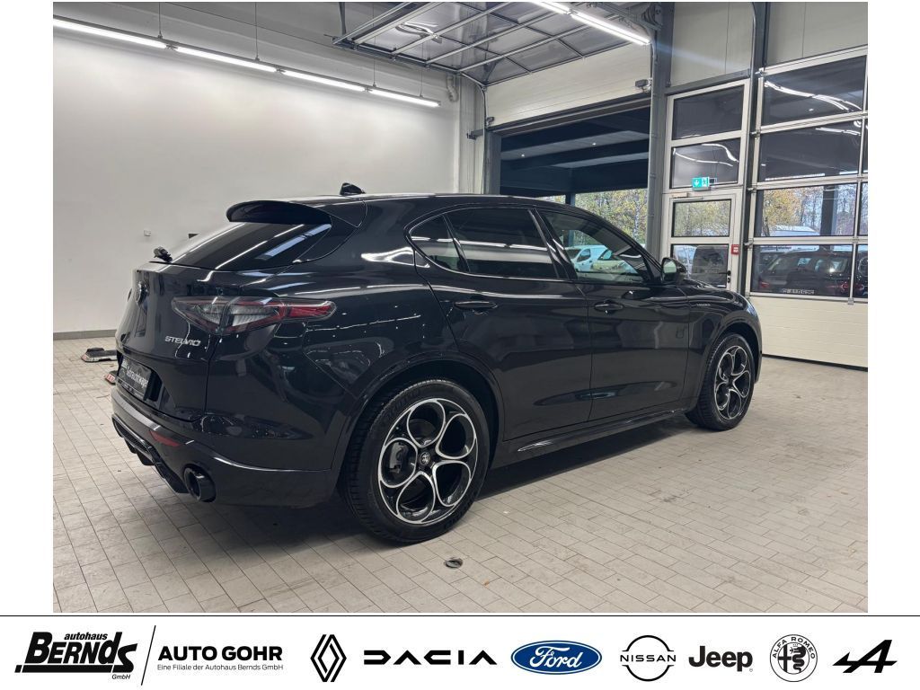 Alfa Romeo Stelvio 2023