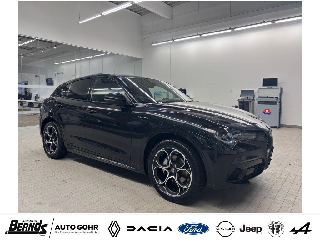 Alfa Romeo Stelvio 2023