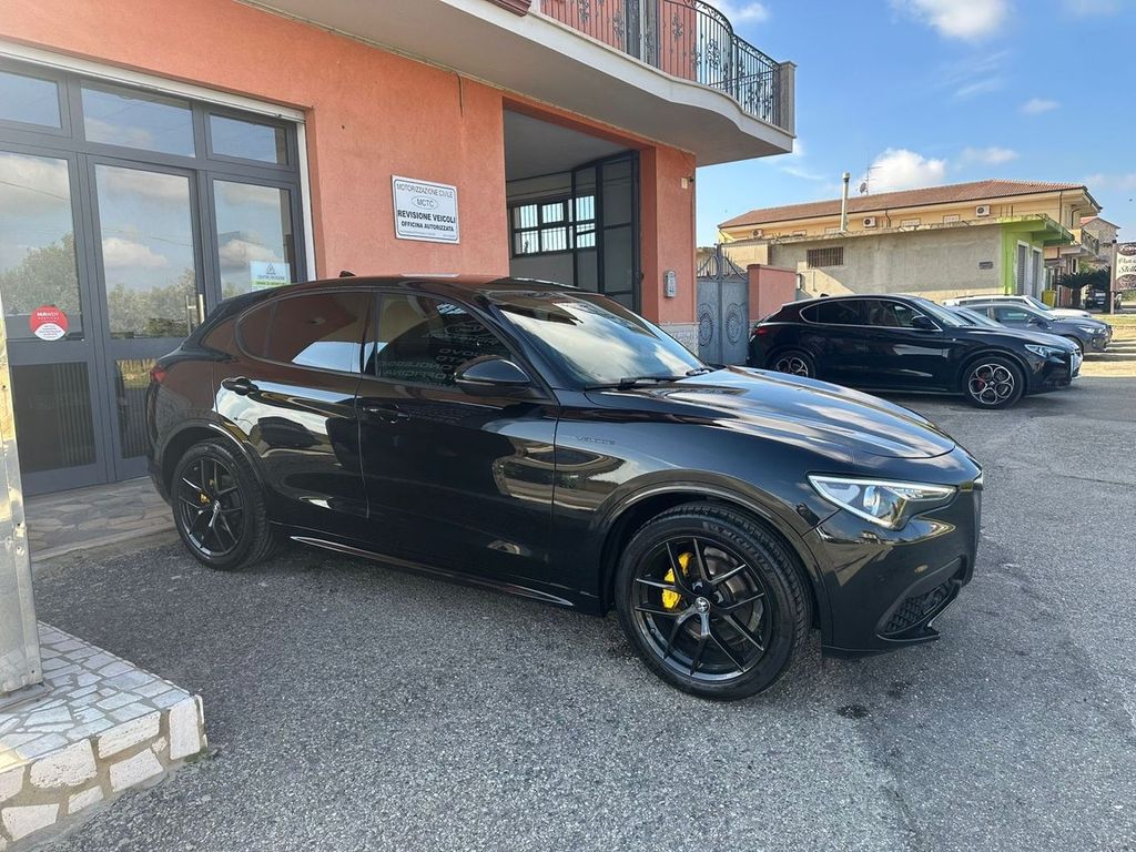 Alfa Romeo Stelvio 2021