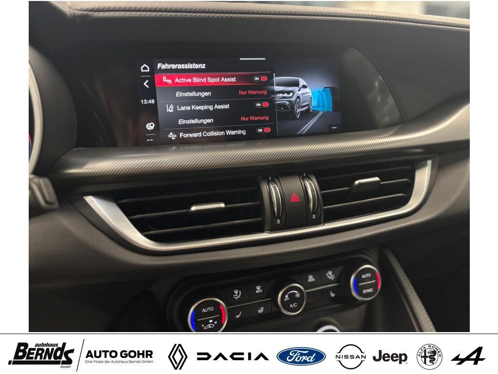 Alfa Romeo Stelvio 2023