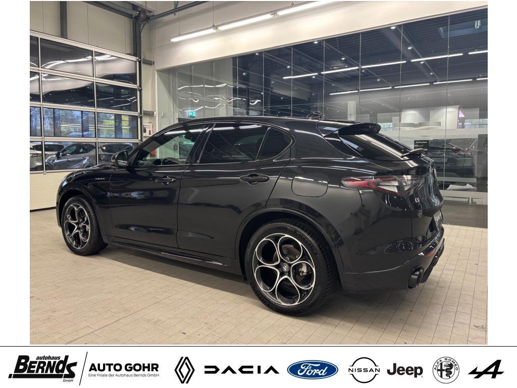 Alfa Romeo Stelvio 2023