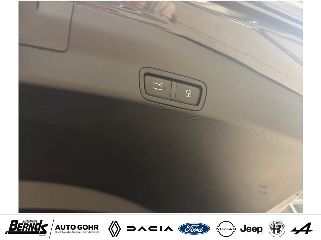 Alfa Romeo Stelvio 2023