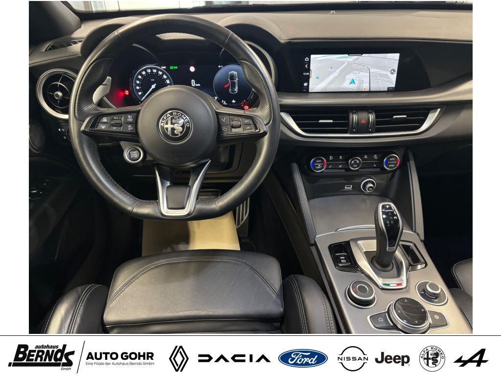 Alfa Romeo Stelvio 2023