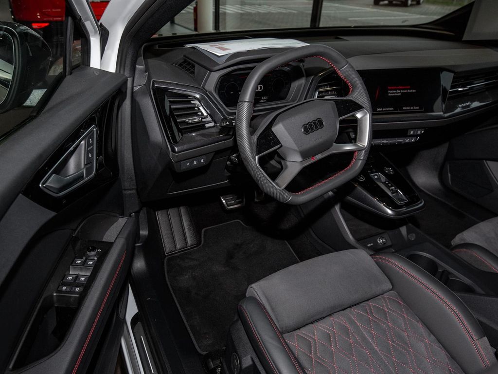 Audi Q4 2025