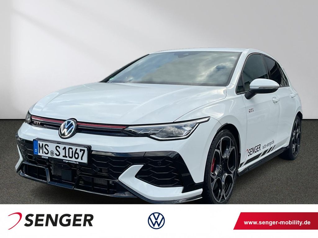 Volkswagen Golf 2025