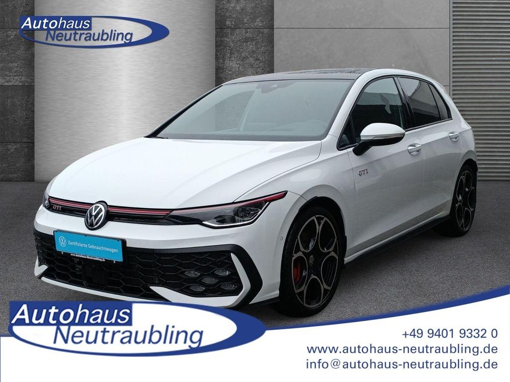 Volkswagen Golf 2024
