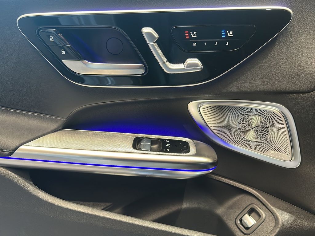 Mercedes-Benz CLE 300 2025