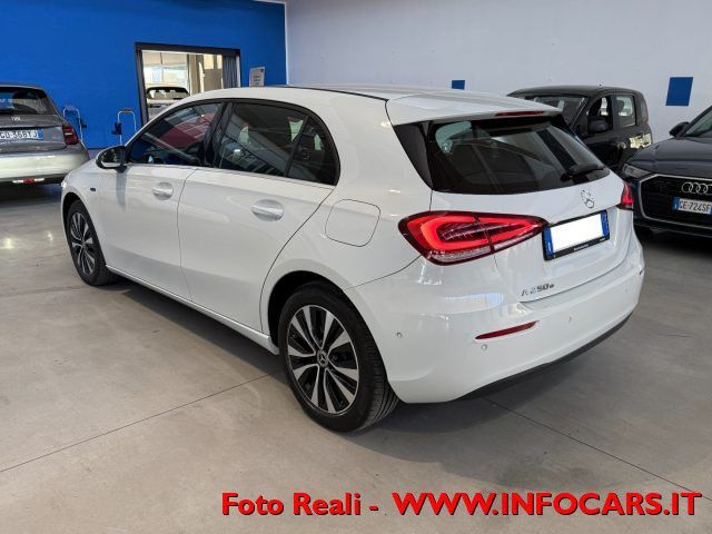 Mercedes-Benz A 250 2021