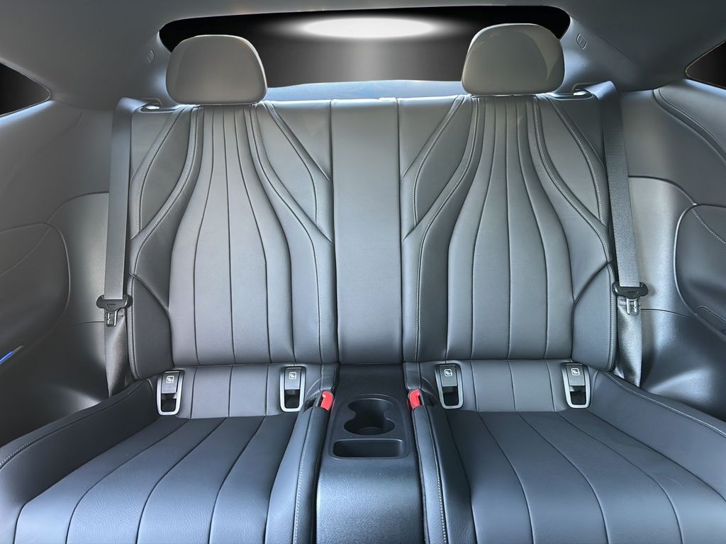 Mercedes-Benz CLE 300 2025