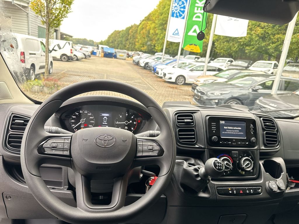 Toyota Proace Max 2025