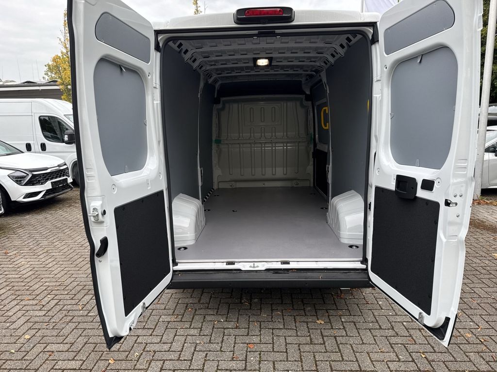 Toyota Proace Max 2025