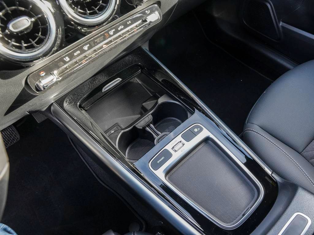 Mercedes-Benz GLA 180 2024