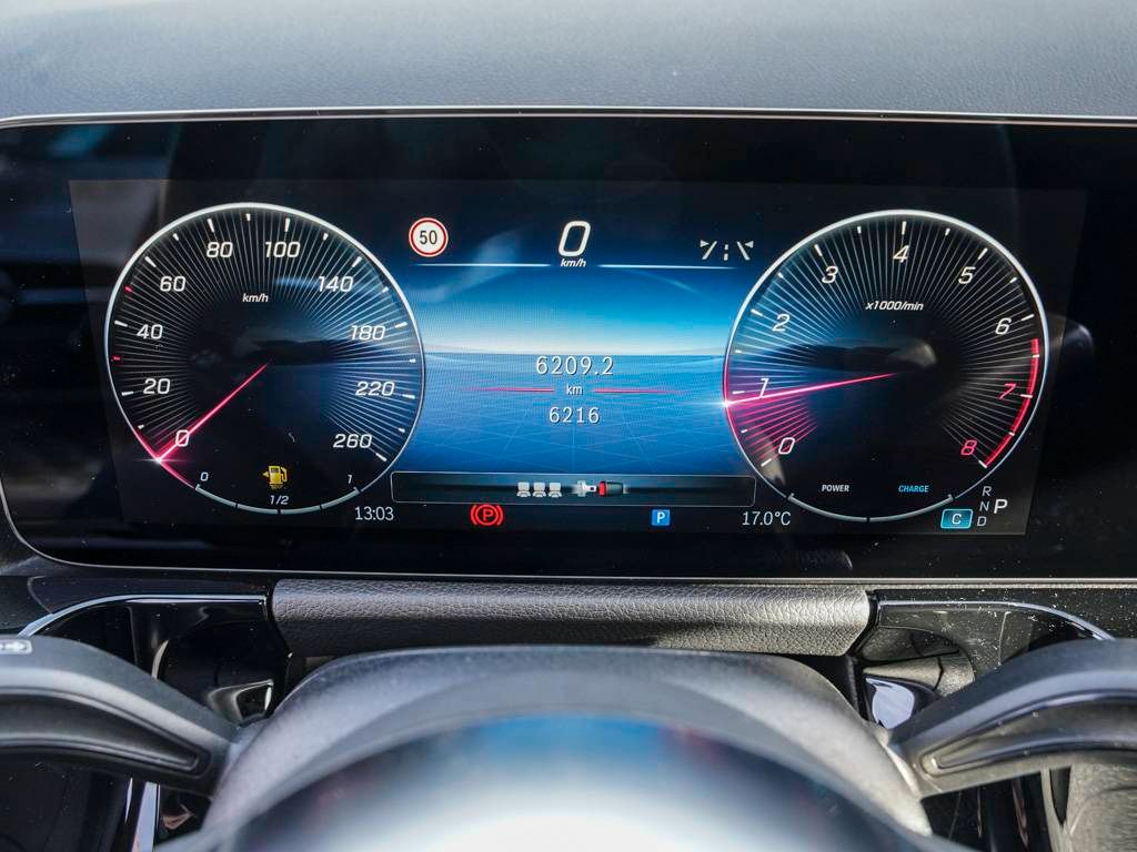 Mercedes-Benz GLA 180 2024