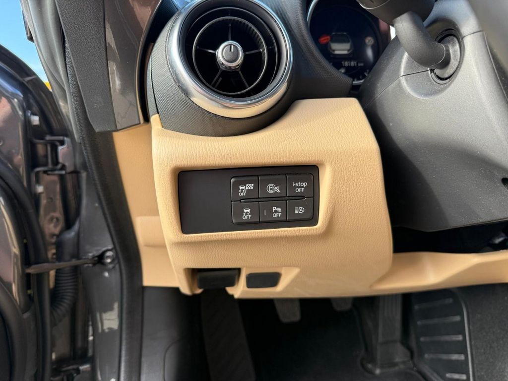 Mazda MX-5 2024