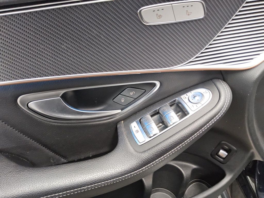 Mercedes-Benz EQC 2021