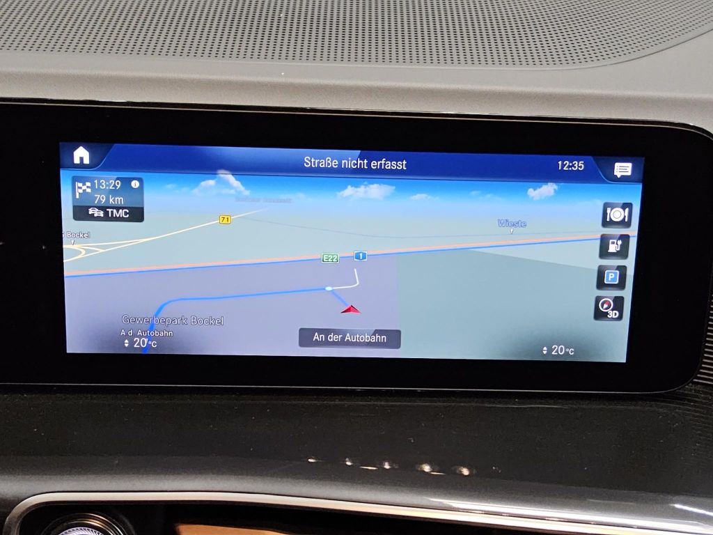 Mercedes-Benz EQC 2021