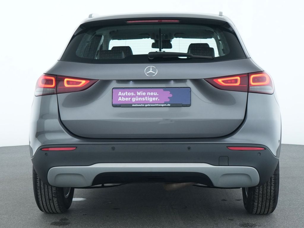 Mercedes-Benz GLA 180 2022